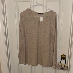 Staccato cream Long Sleeve Top